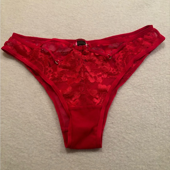 La Senza cheeky panty, size Small. - Picture 1 of 3